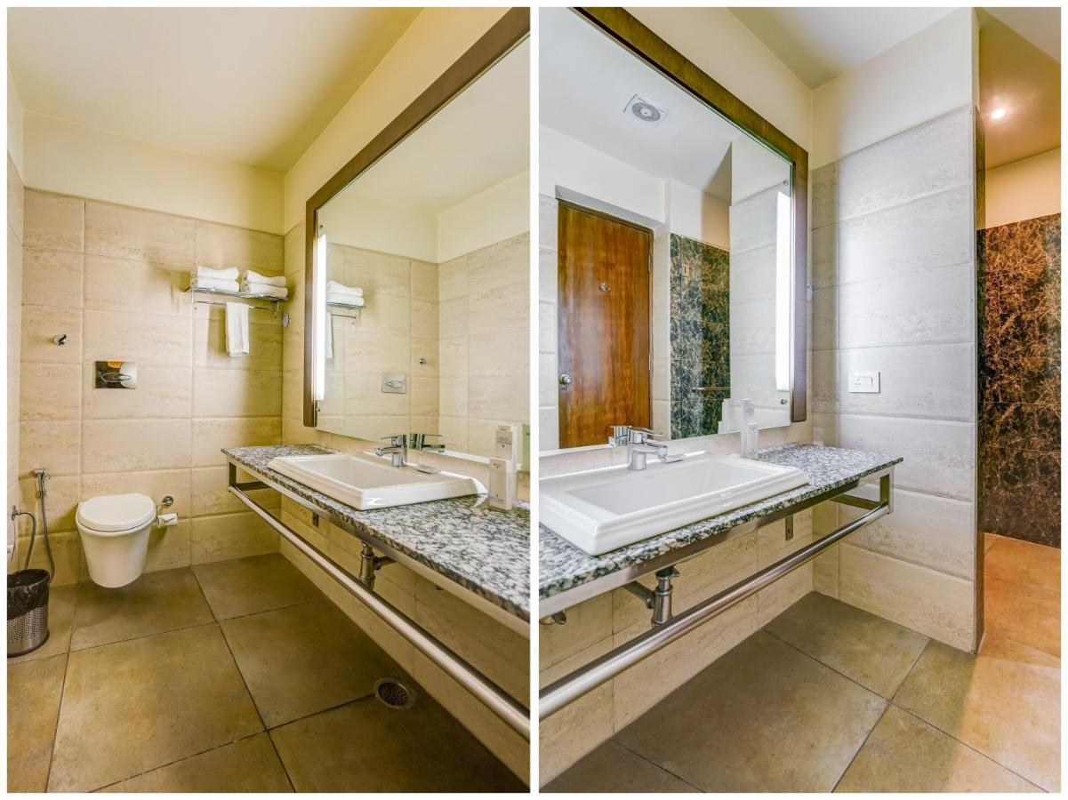 Townhouse 552Hotel Royal Court Jalandhar Eksteriør billede