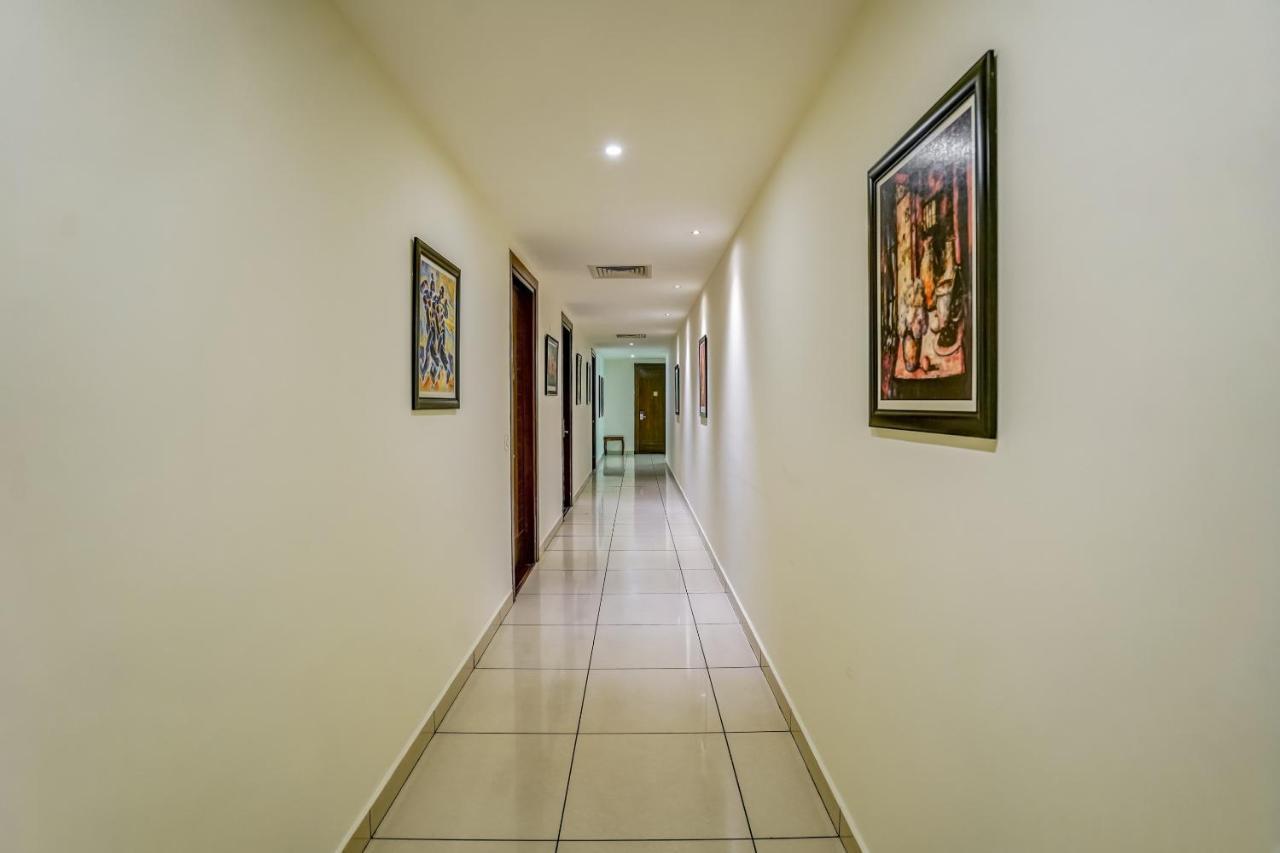 Townhouse 552Hotel Royal Court Jalandhar Eksteriør billede