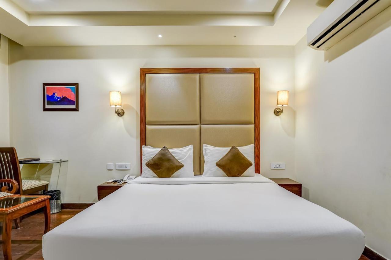 Townhouse 552Hotel Royal Court Jalandhar Eksteriør billede
